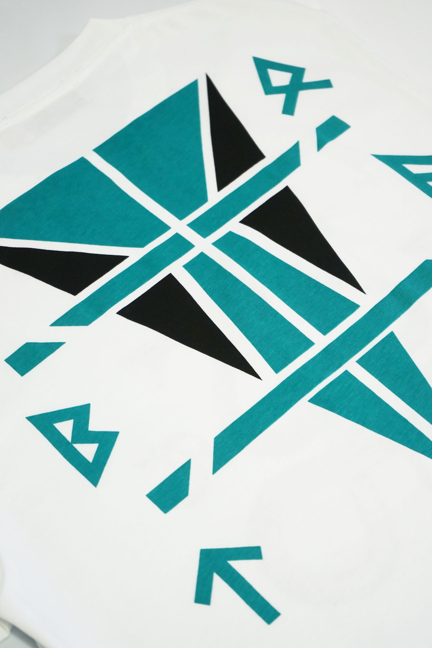 T-SHIRT SNAKES